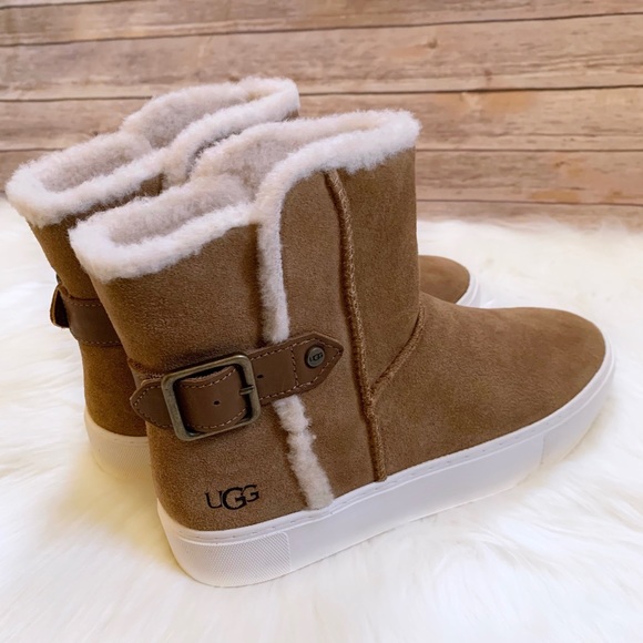 UGG Aika Chestnut Suede Platform Sneaker Boot - Picture 5 of 9